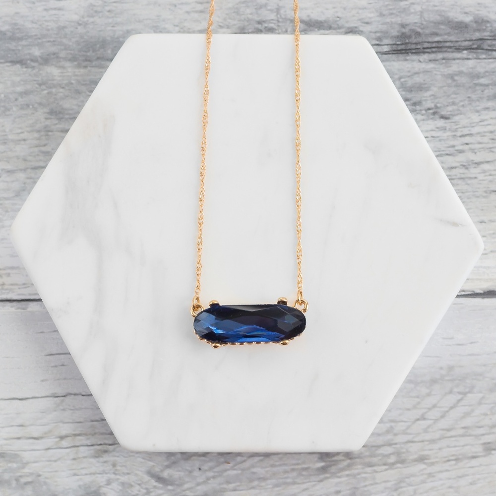 'Crystalline' Necklace - Picture 4 of 6